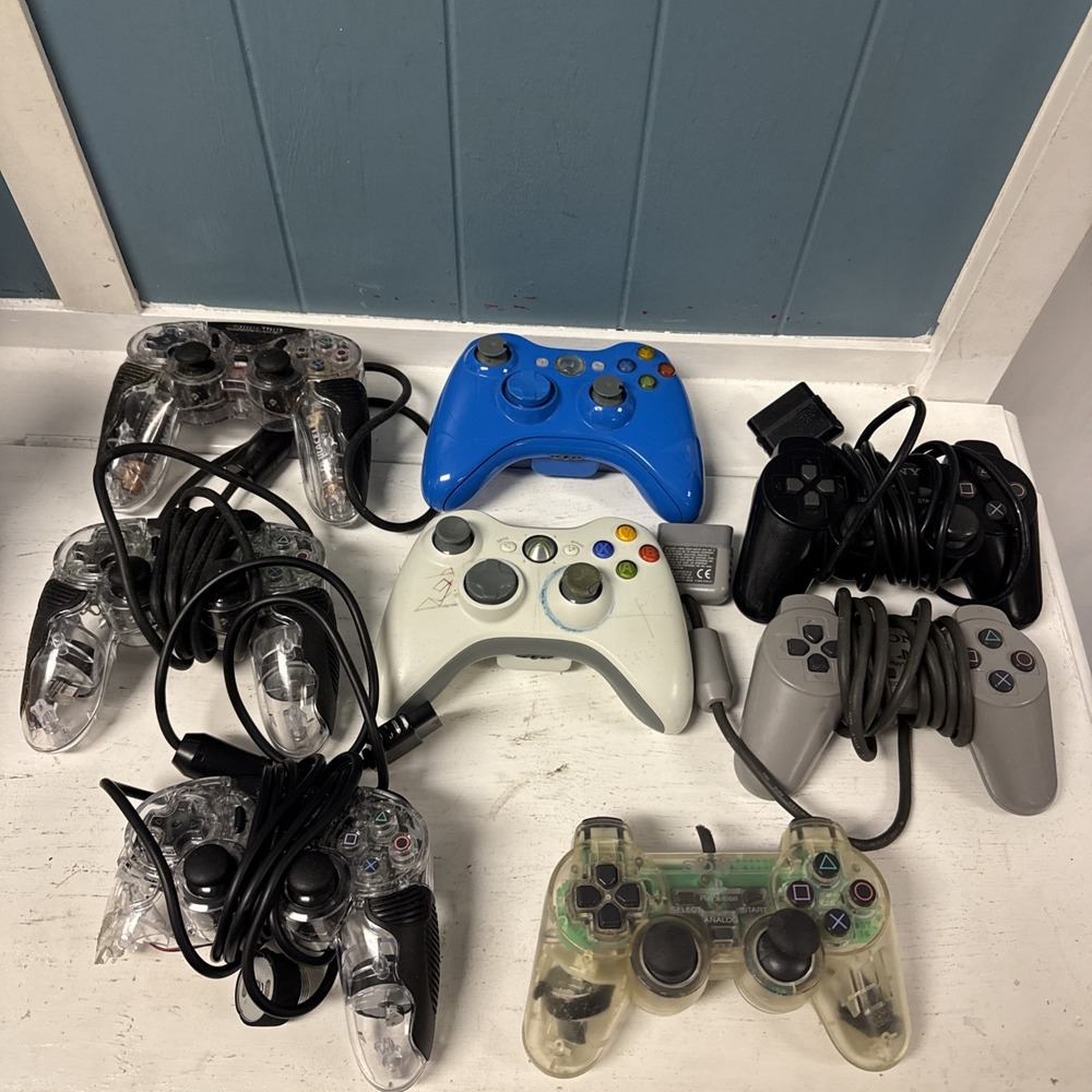 Lot of UNTESTED 8 Controllers Xbox Sony Playstation Game Stop As Is For Parts
